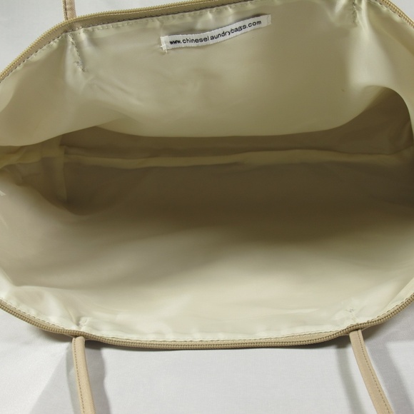 CHINESE LAUNDRY NYLON TOTE BAG - Picture 8 of 8